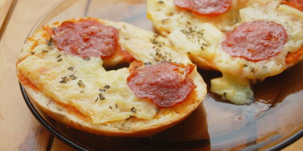 Как приготовить пиццу на батоне