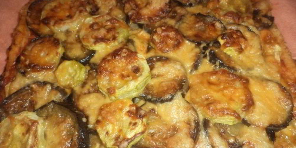 Как приготовить пиццу с баклажанами и кабачками