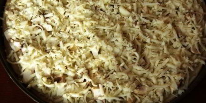 Рецепт пиццы с белым соусом и шампиньонами