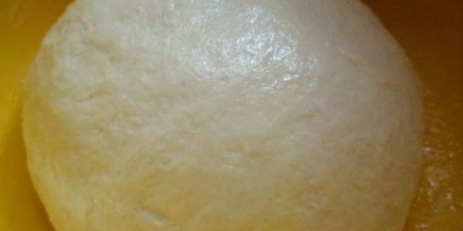 Рецепт пиццы с колбасой и оливками