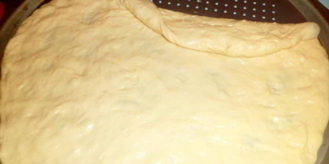 Рецепт пиццы с колбасой и оливками