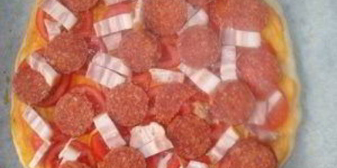 Рецепт пиццы с колбасой и пицца с морепродуктами