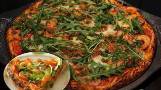 Рецепт Пиццы с креветками и рукколой