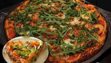 Рецепт Пиццы с креветками и рукколой