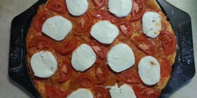 Рецепт пиццы с креветками и рукколой