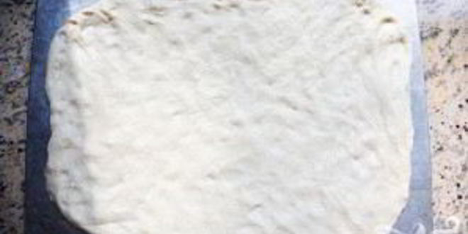 Рецепт пиццы с кукурузными лепешками, фасолью и сыром