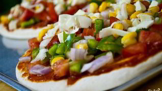 Рецепт Пиццы с кукурузой и колбасой