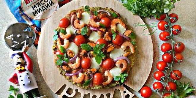 Рецепт пиццы с морепродуктами на основе из брокколи