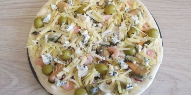 Рецепт пиццы с морепродуктами