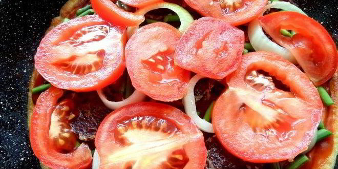 Рецепт заливной пиццы в сковороде