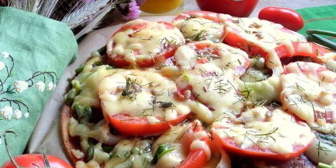 Рецепт заливной пиццы в сковороде