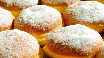 Рецепт Пончиков из рикотты с лимонной цедрой