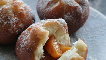 Рецепт Пончиков с абрикосами