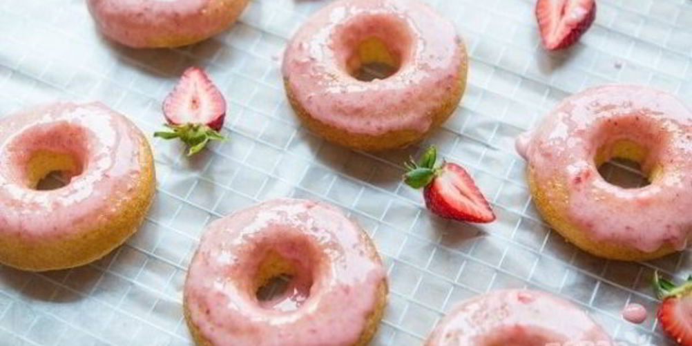 Как приготовить пончики с глазурью