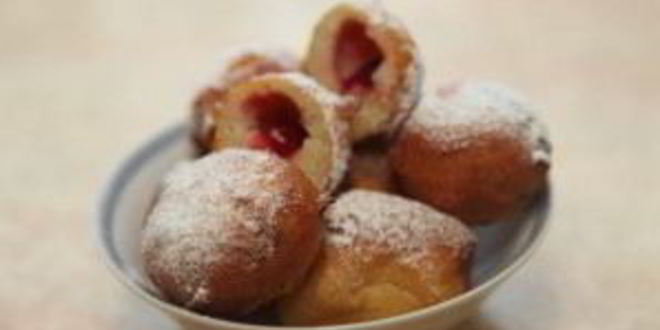 Рецепт пончиков с вишней