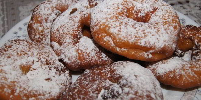 Рецепт пончиков с яблоками и коньяком