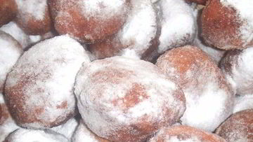 Рецепт Пончиков творожных и пончики на сгущенке