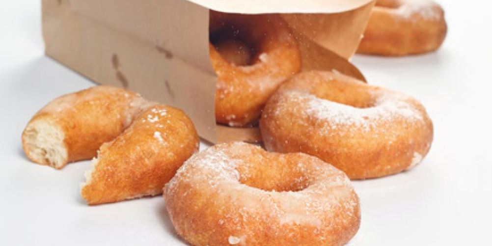 Как приготовить пончики в сахарной пудре