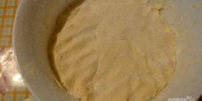 Рецепт творожных пончиков с клубникой