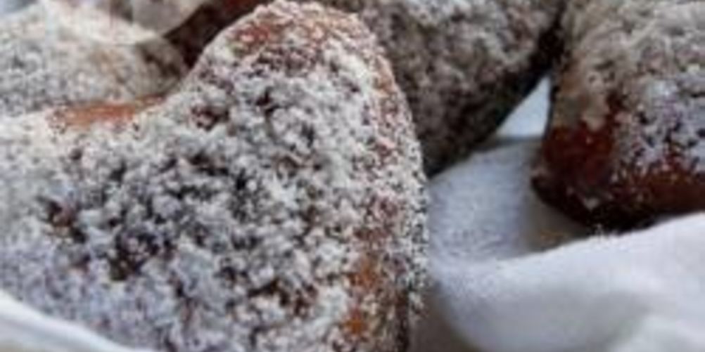 Как приготовить творожные пончики сердечки