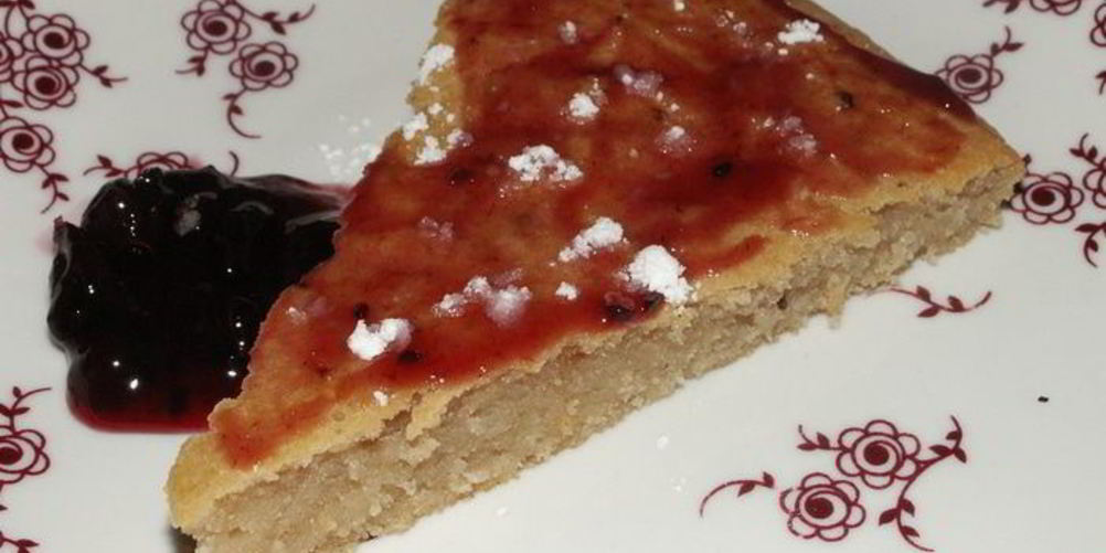 Как приготовить коврижку с имбирем и корицей