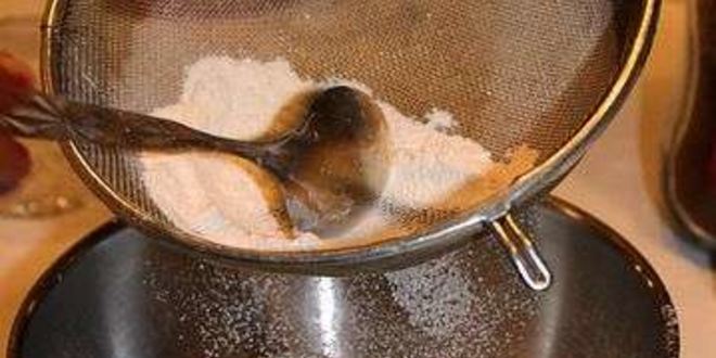 Рецепт коврижки с изюмом и орехами