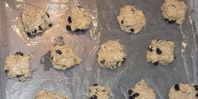 Рецепт пряников с кунжутом, изюмом и мятой