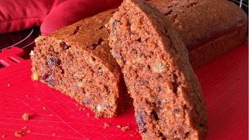 Рецепт Шоколадна-медовой коврижка с изюмом и орехами