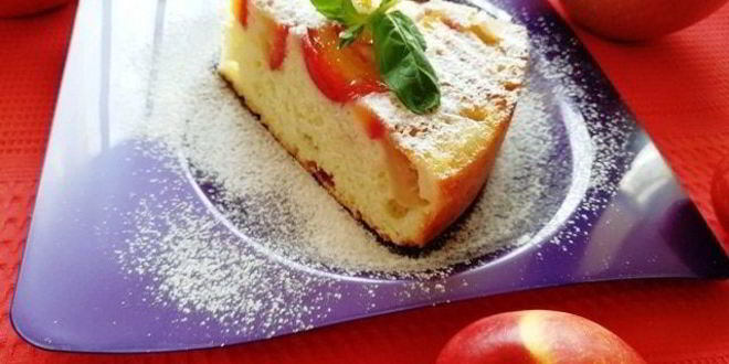 Рецепт классической шарлотки с яблоками и нектаринами