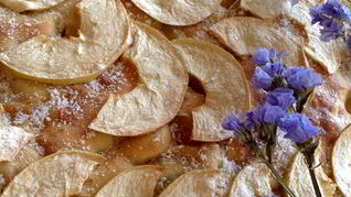 Рецепт шарлотки на кефире