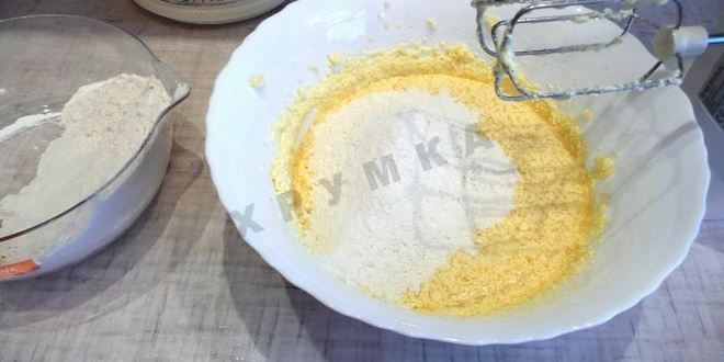 Рецепт пирога с вишней в мультиварке типа шарлотка