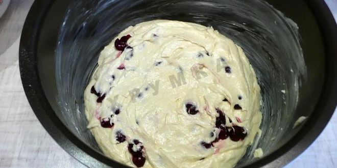 Рецепт пирога с вишней в мультиварке типа шарлотка