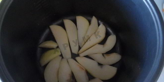 Рецепт шарлотки с грушами в мультиварке