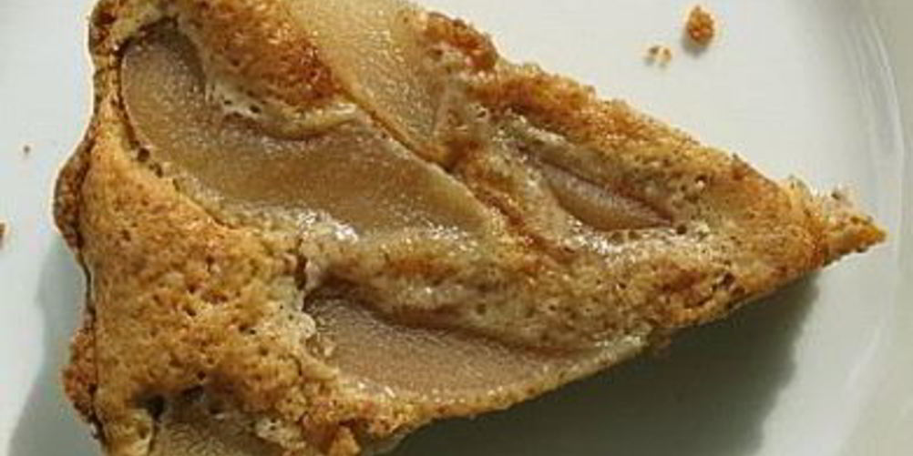 Как приготовить шарлотку с грушей в мультиварке