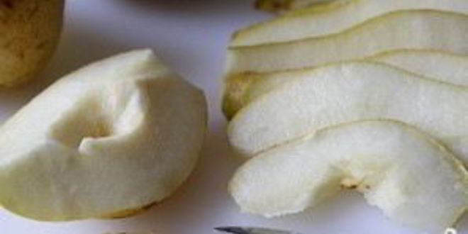 Рецепт шарлотки с грушей в мультиварке