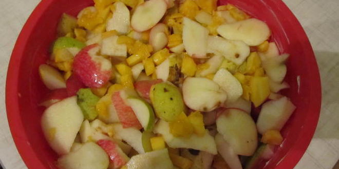 Рецепт шарлотки с яблоками и грушами