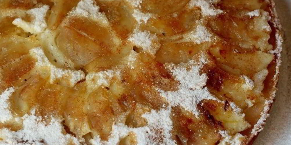 Как приготовить шарлотку с яблоками