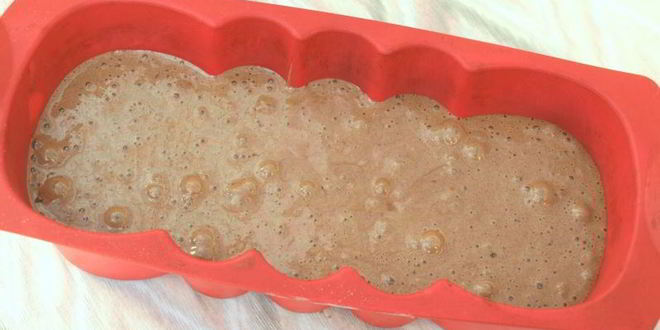 Рецепт шоколадной шарлотки с ягодами