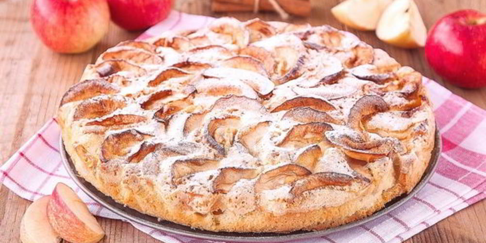 Как приготовить сладкую шарлотку