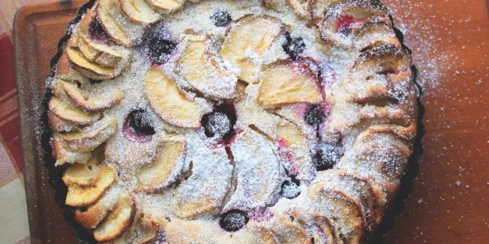 Как приготовить сливочную шарлотку