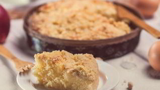 Рецепт Яблочной шарлотки с майонезом