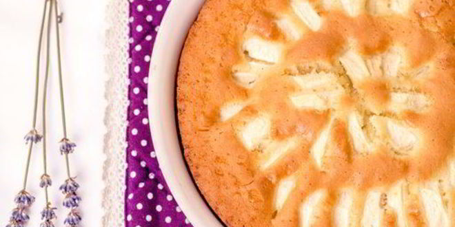 Рецепт яблочного пирога-шарлотки