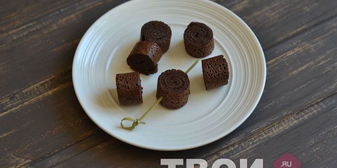 Рецепт шоколадных блинных рулетиков