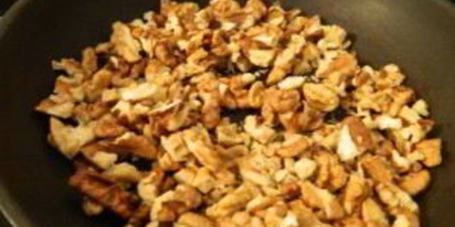 Рецепт богатого штруделя из лаваша