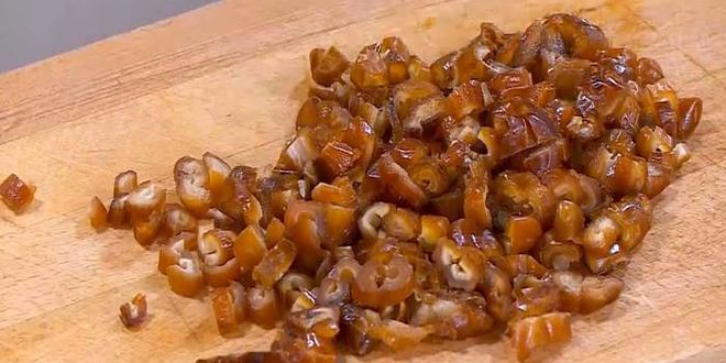 Рецепт быстрого штруделя с финиками и орехами