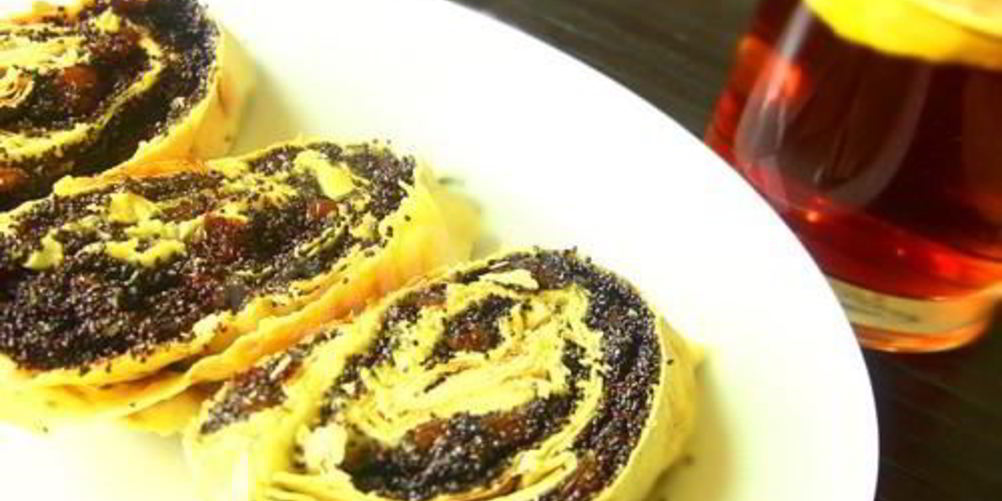 Как приготовить ленивого штруделя с маком из лаваша