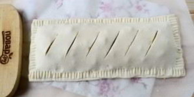 Рецепт самого простого яблочного штруделя