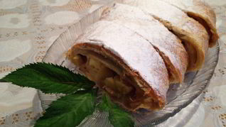 Рецепт Штруделя из покупного слоеного теста