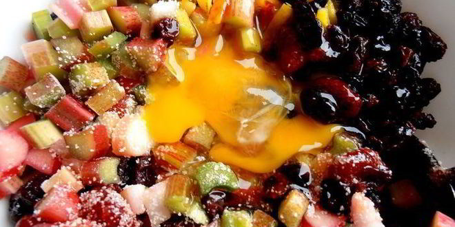 Рецепт штруделя из ревеня и изюма