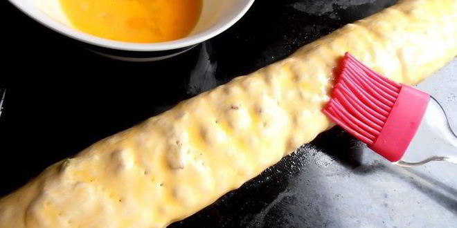 Рецепт штруделя из ревеня и изюма